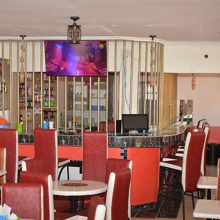 فندق The Farm Bar And Restaurant Kakamega المظهر الخارجي الصورة